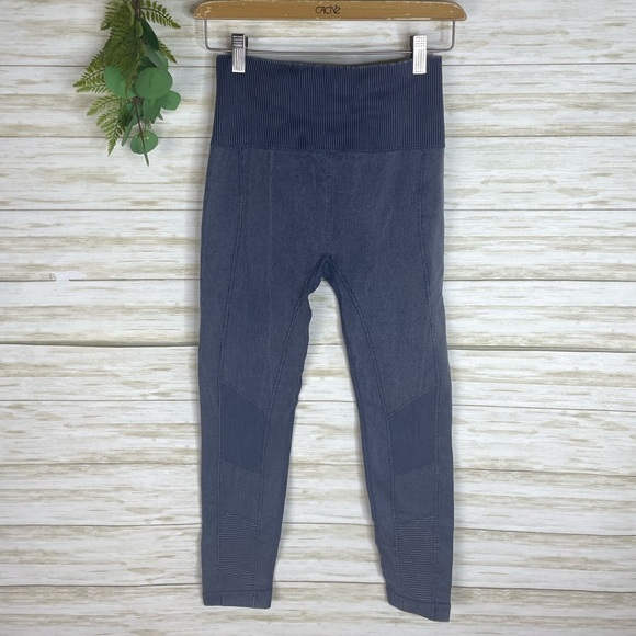 Yummie Shapeware Compression Ribbed Leggings - Picture 5 of 6